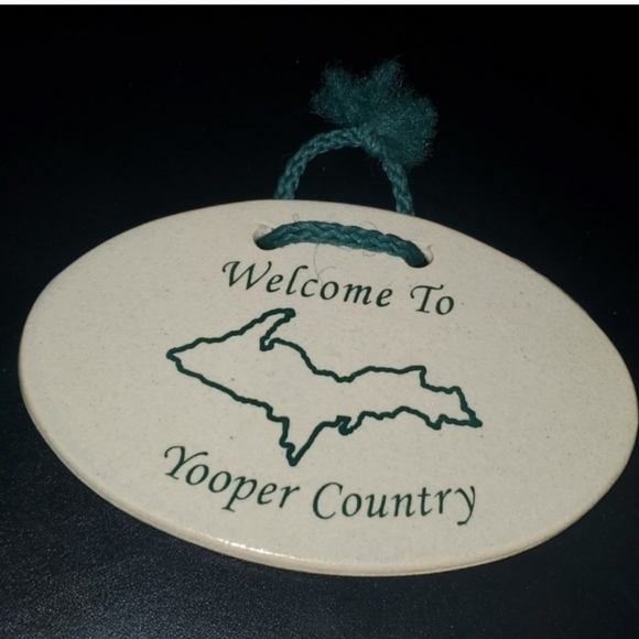 Black and White Upper Peninsula Mug - Picture 7 of 8